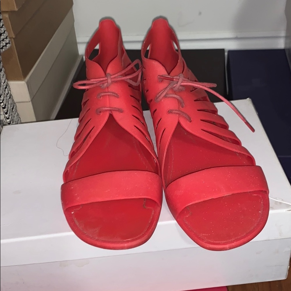 No longer wear them.